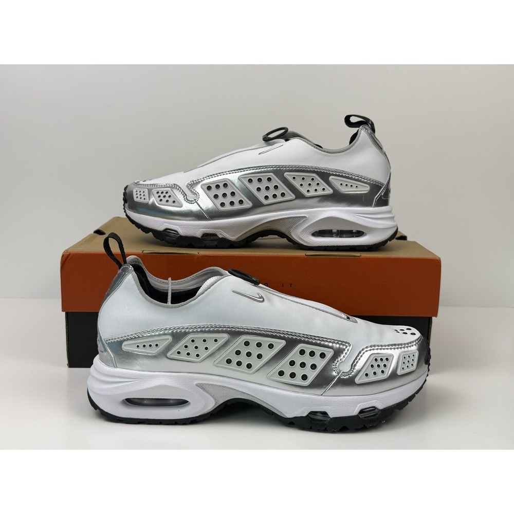 Nike Air Max SNDR SE Sneakers Women's Size 8 White/Metallic Sliver HJ4130-100